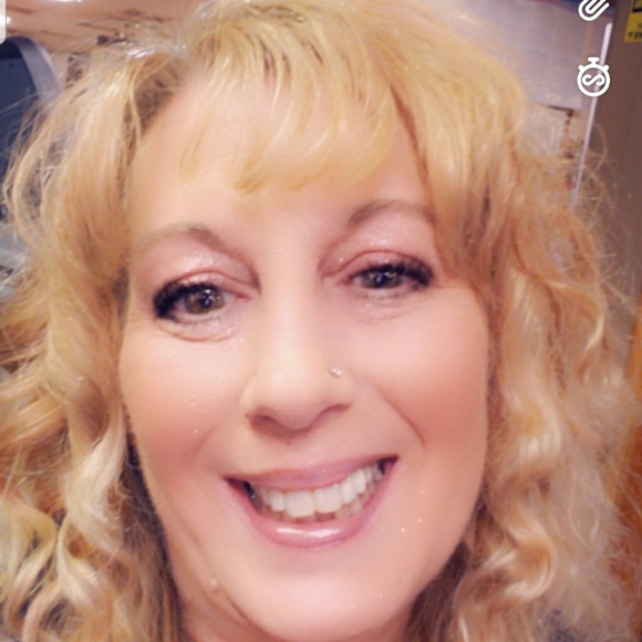 Meet your Posher, Trista - Picture 2 of 2